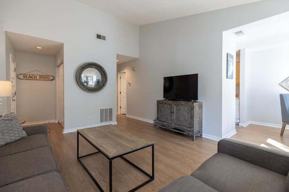 2375 Lighthouse Tennis Villas Villa in Hilton Head Island