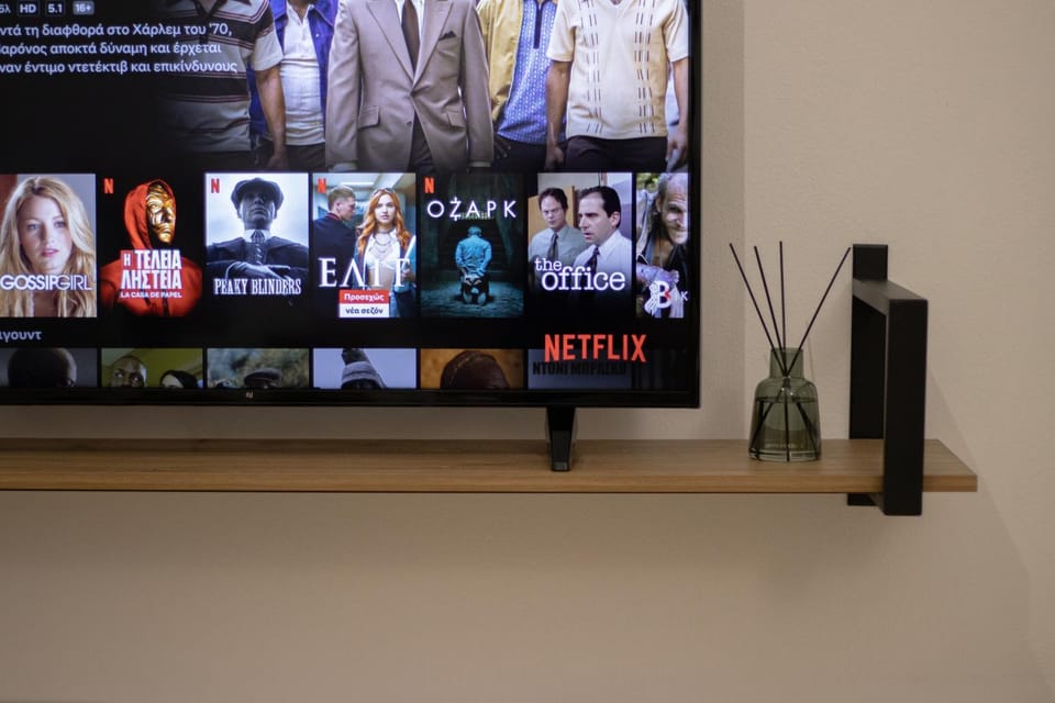 Communal lounge/ TV room, TV and multimedia, Evening entertainment