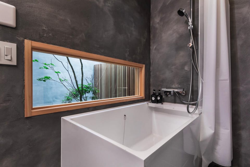Bathroom, Bath