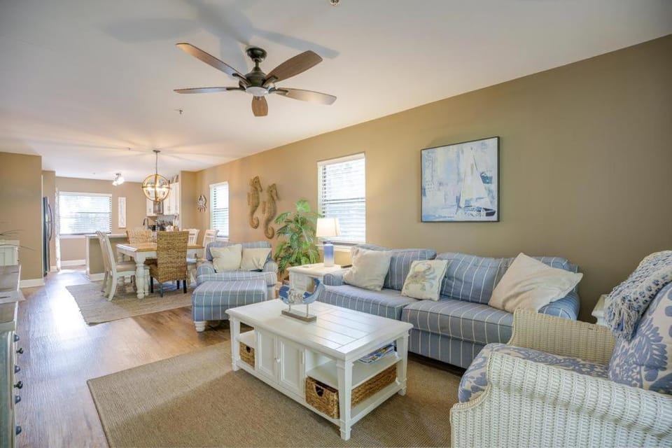 8001 Treetops Villa in South Forest Beach