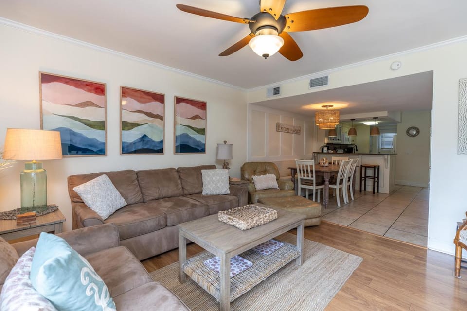 26 Hilton Head Cabanas Villa in South Forest Beach