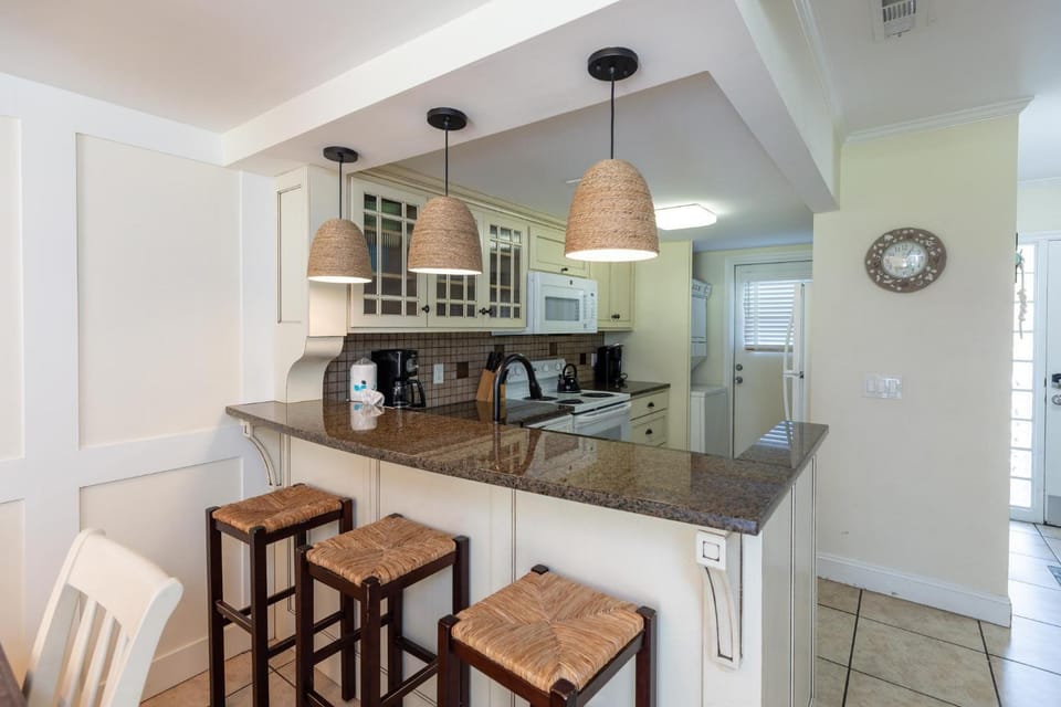 26 Hilton Head Cabanas Villa in South Forest Beach