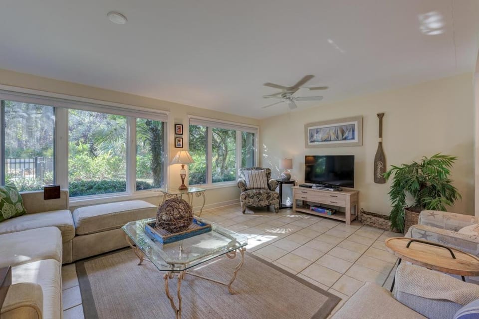 8 Lighthouse Road Villas Villa in Hilton Head Island