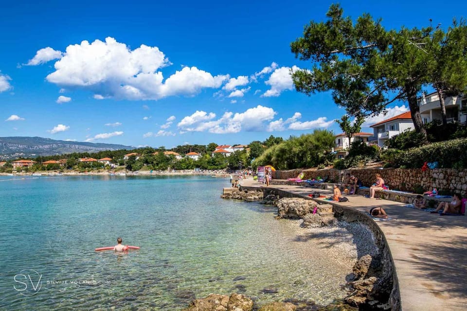 Nearby landmark, Summer, Beach