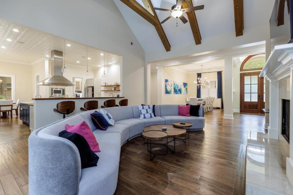 27 Kingston Rd. House in Hilton Head Island