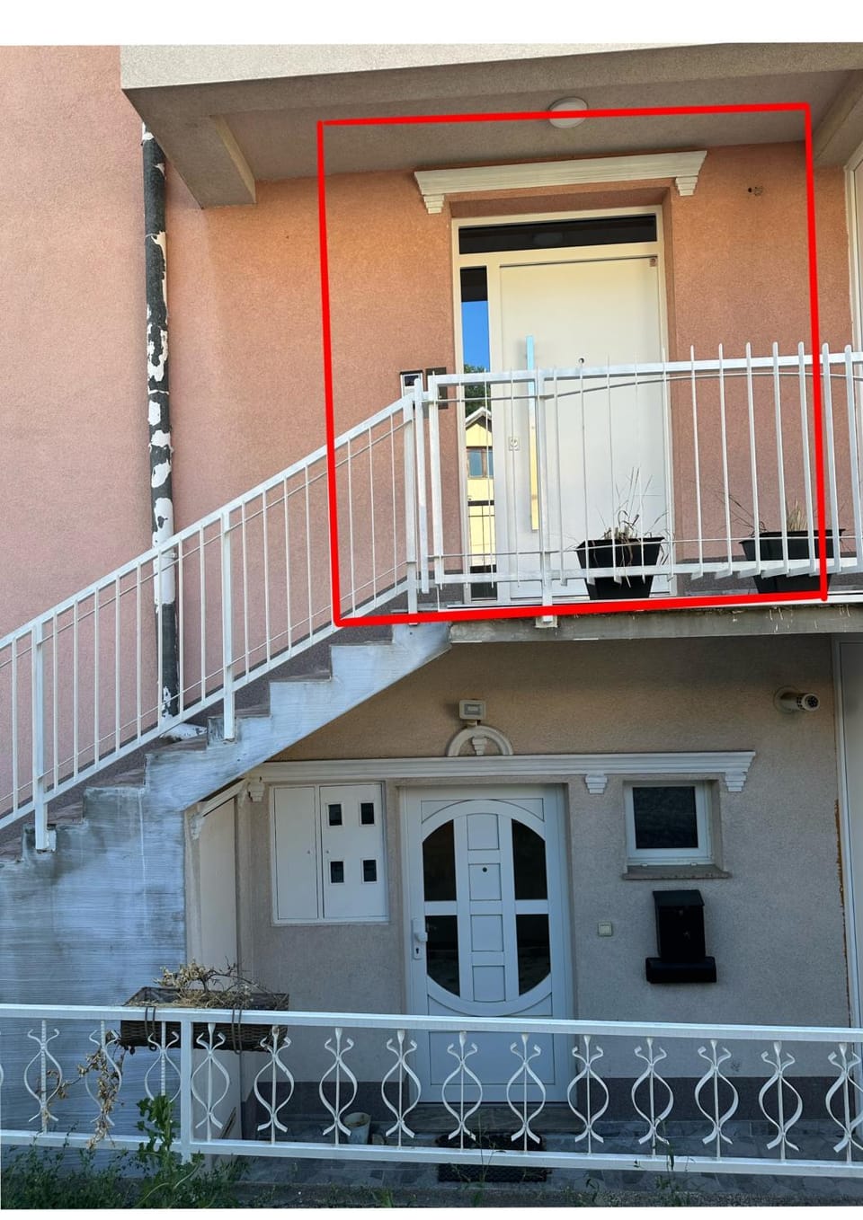 Facade/entrance