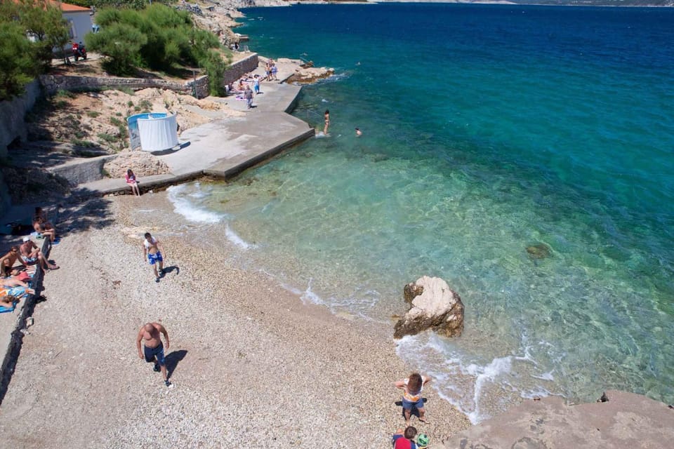 Nearby landmark, Summer, Beach