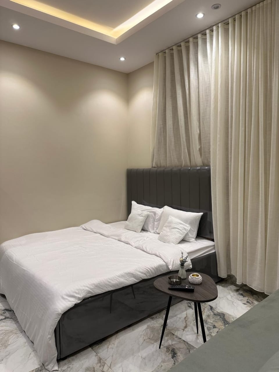 شقة استديو تصميم أنيق هادئ دخول ذاتي العقيق 6b بالقرب من البولفيارد Apartment in Riyadh