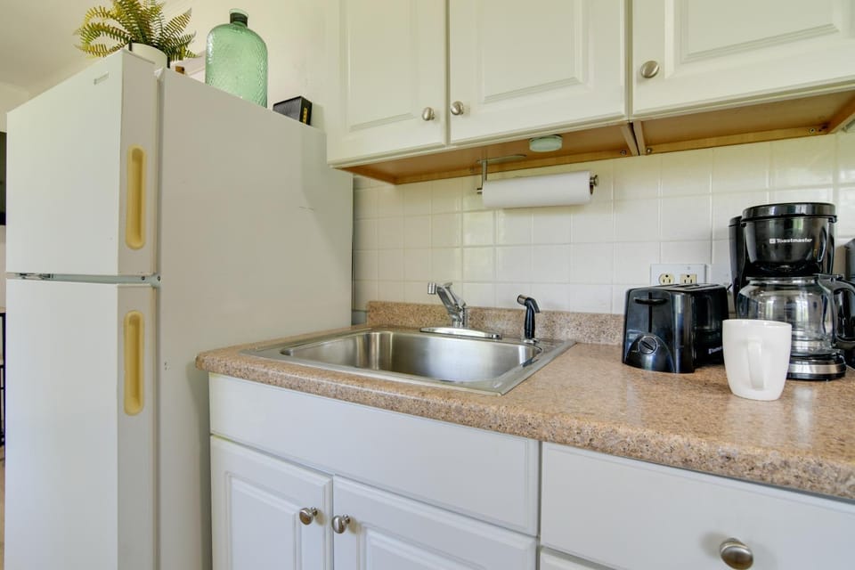 Charming Studio with Pool and Table Rock Lake Access! Apartment in Kimberling City