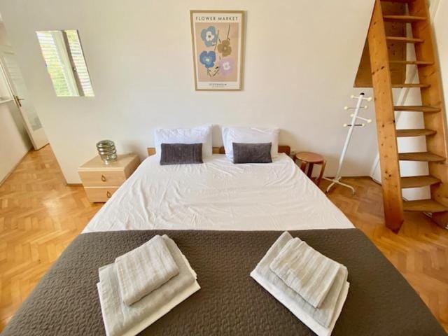Big First Floor Apartment Near Arena and Centre Apartment in Pula
