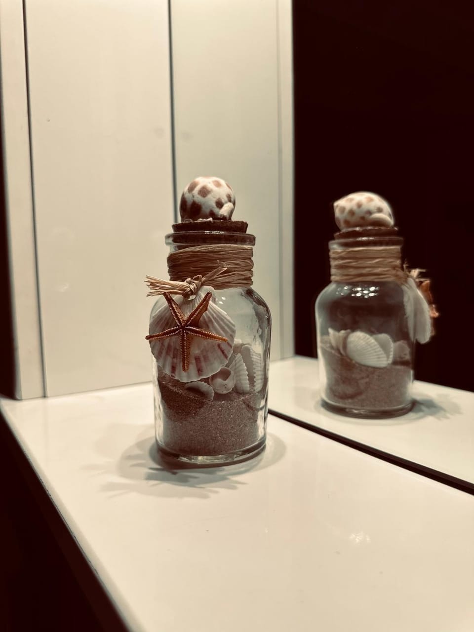 Bathroom, Decorative detail