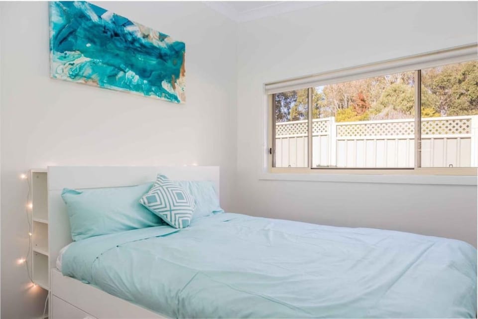 The Getaway Jervis Bay by Book Jervis Bay - IN THE Heart OF Vincentia House in Vincentia