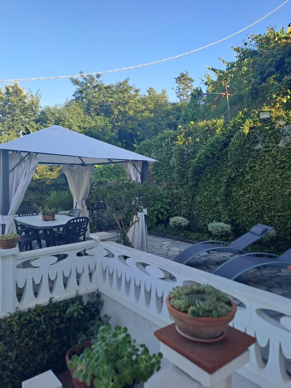 Patio, Day, Garden, Garden, Balcony/Terrace, Balcony/Terrace