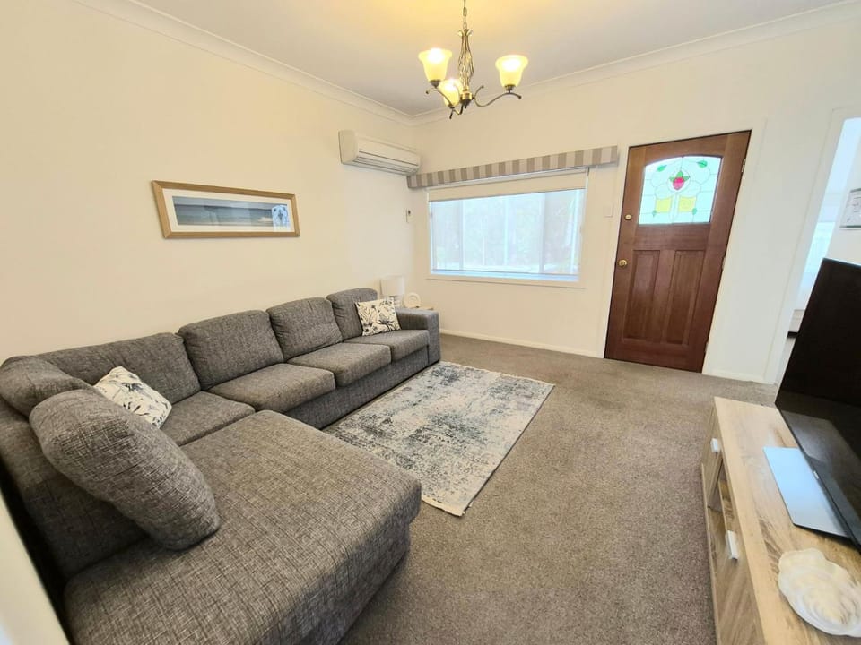 Shamrose Cottage by Book Jervis Bay - Huskisson House in Huskisson