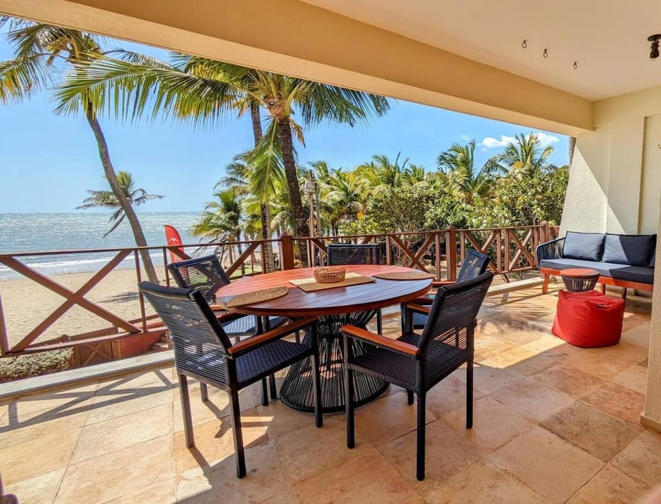 Balcony/Terrace, Seating area, Dining area, Beach, Beach, Sea view