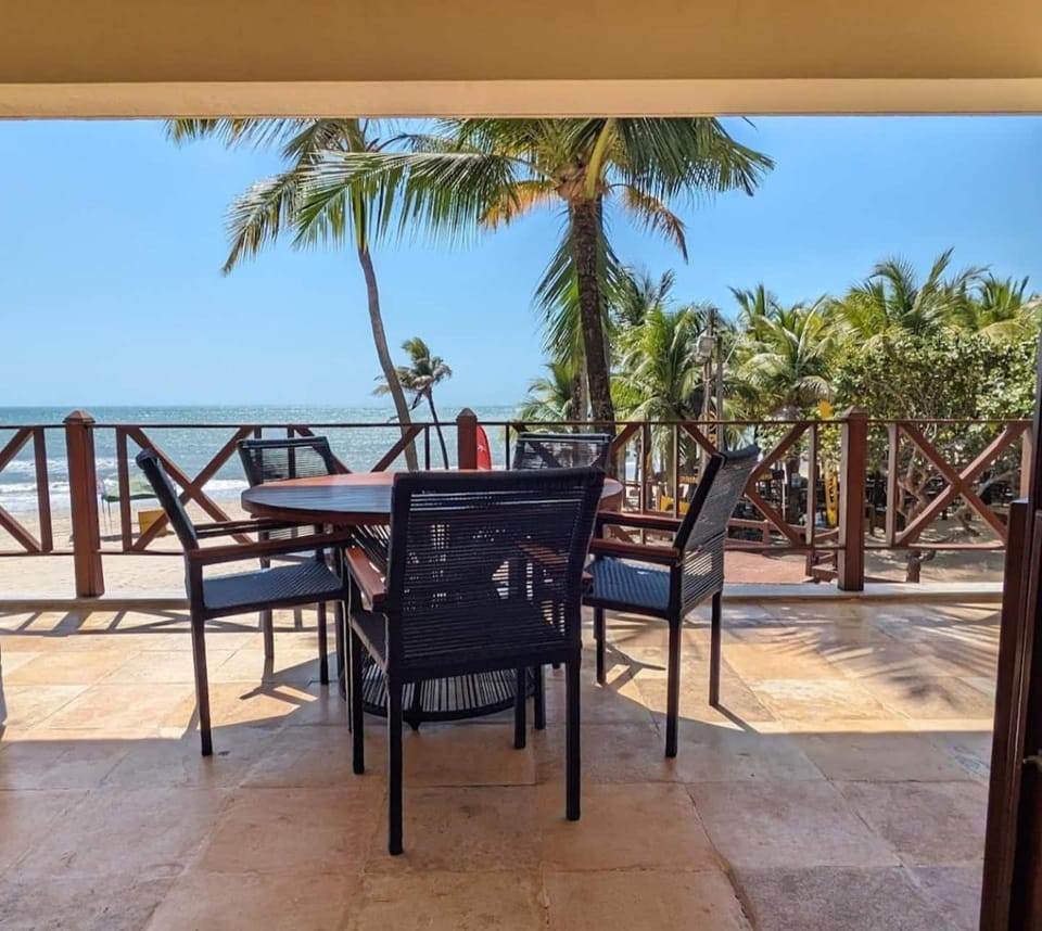 Balcony/Terrace, Dining area, Beach, Beach, Sea view