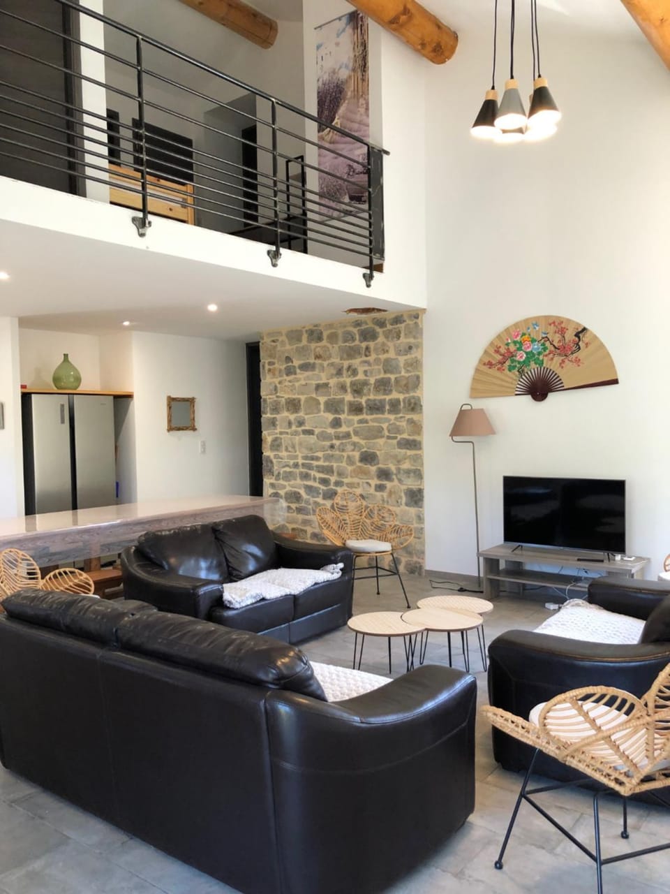 Kinsman sur Moment-Ardèche-com House in Les Vans