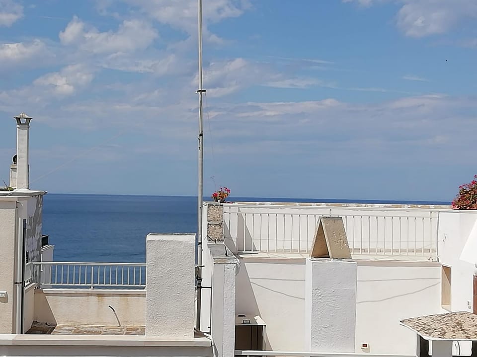 View (from property/room), Balcony/Terrace, Sea view
