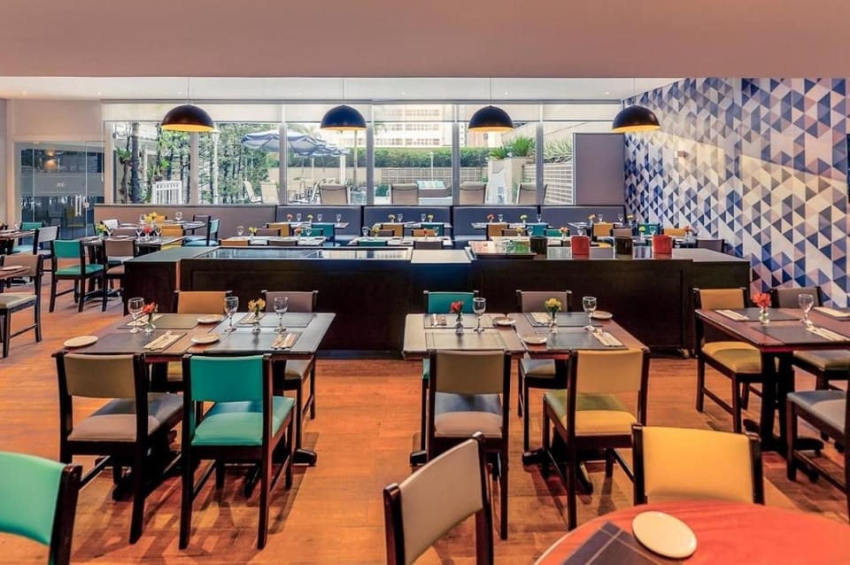 Restaurant/places to eat, Restaurant/places to eat