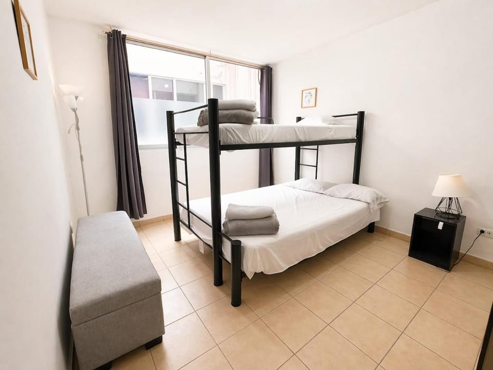 Bed, Bedroom, bunk bed