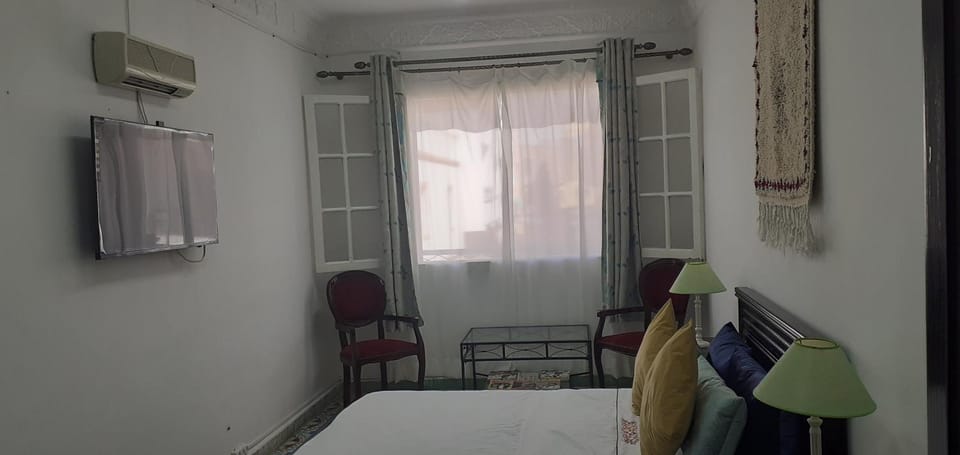 Bed, TV and multimedia, Photo of the whole room, Bedroom, internet