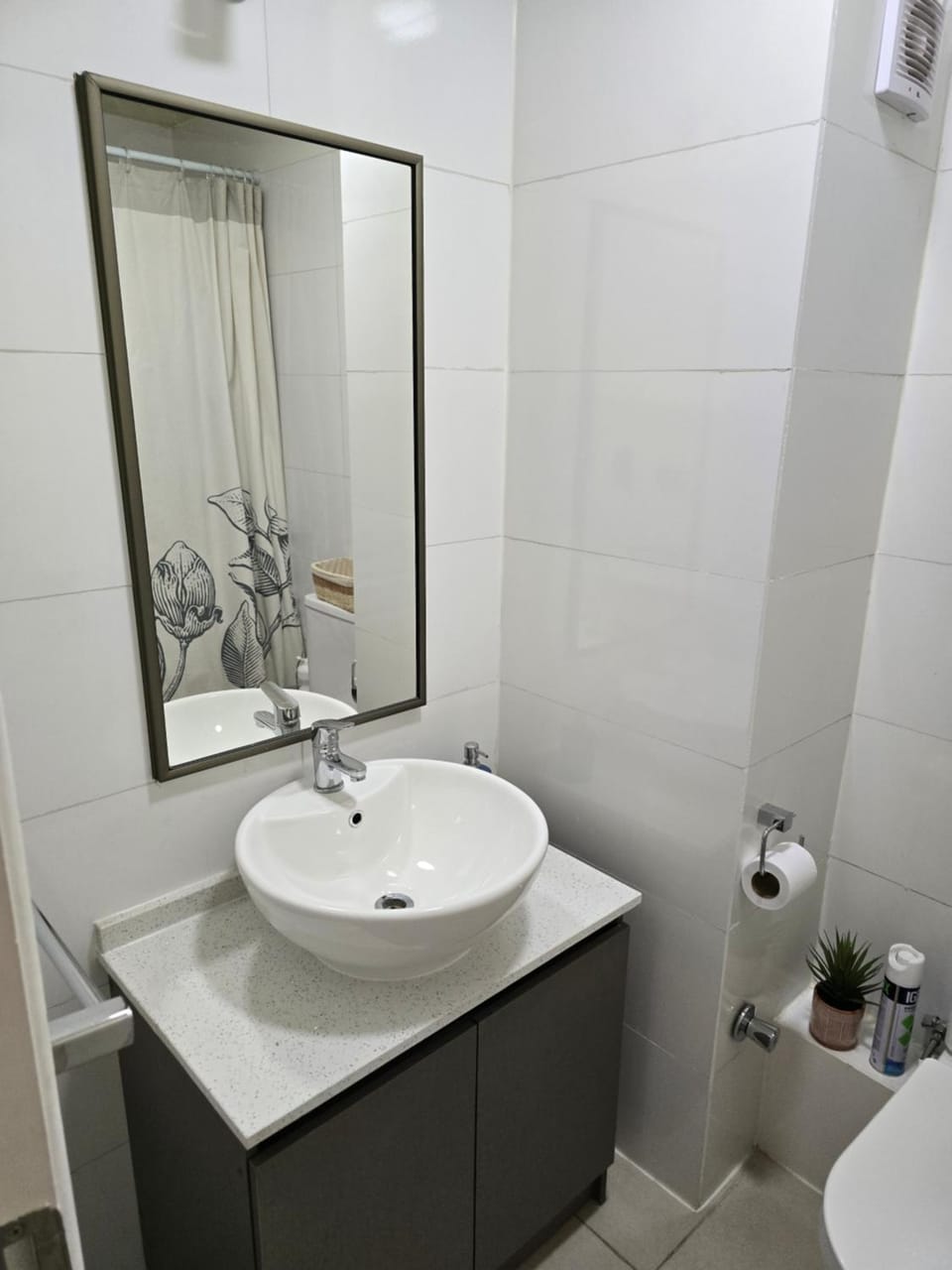 Hermoso y equipado Departamento con wifi y aire acondicionado Apartment in O'Higgins, Chile