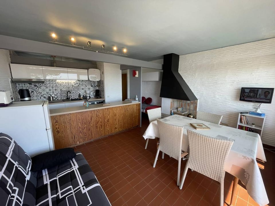 Saint-Cyprien : T2 confortable en bord de mer avec parking et animaux admis - FR-1-106-106 Apartment in Saint-Cyprien