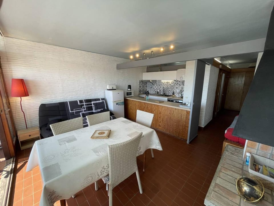 Saint-Cyprien : T2 confortable en bord de mer avec parking et animaux admis - FR-1-106-106 Apartment in Saint-Cyprien