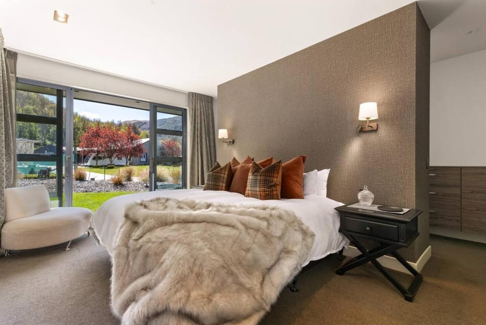 Villa Francesca by MajorDomo Villa in Arrowtown