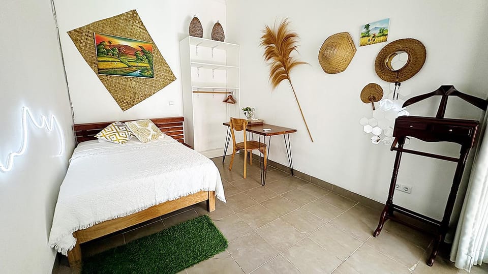 Black Pillow Villa Bed and Breakfast in Bali