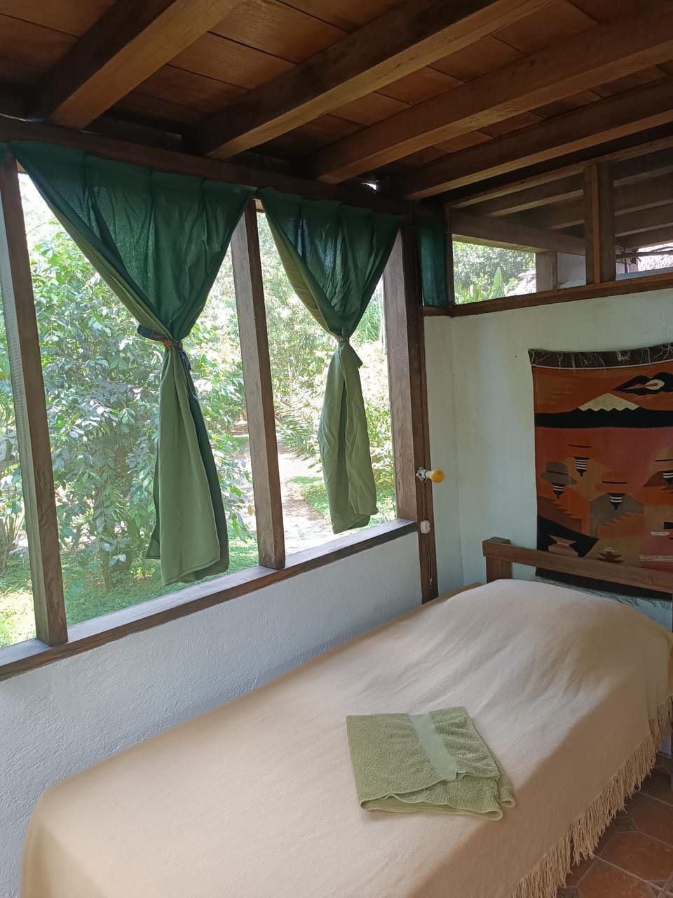 Bed, Photo of the whole room