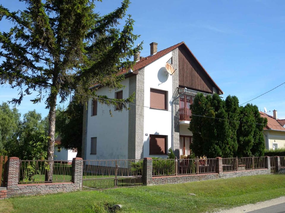 Property building, Summer