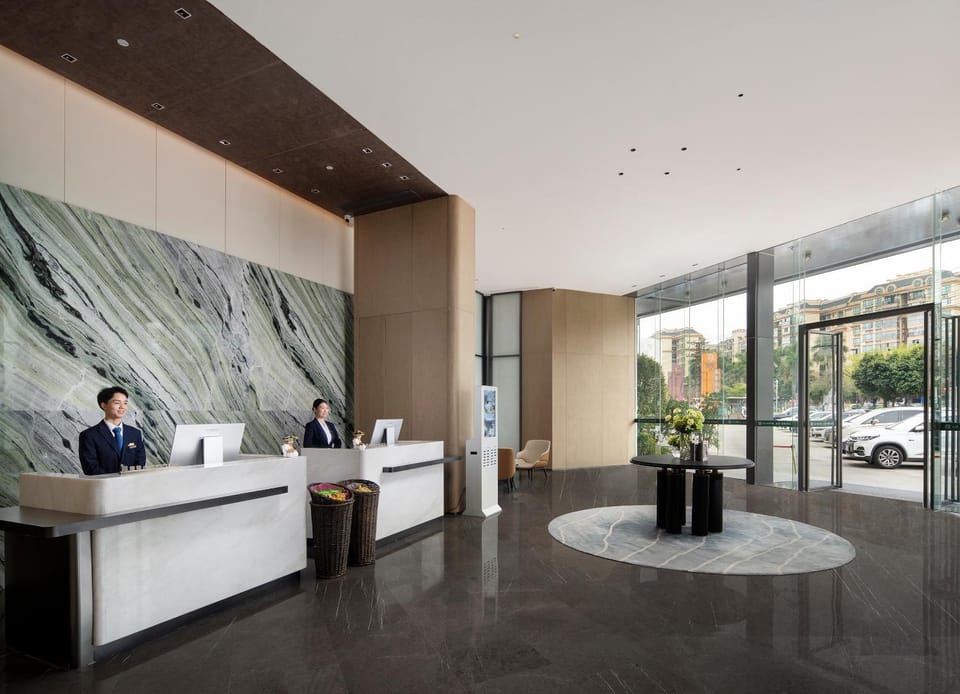 Lobby or reception, Parking, concierge
