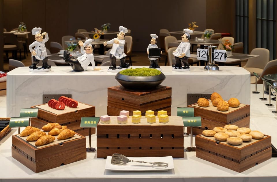 Restaurant/places to eat, Food and drinks, Food, Buffet breakfast, Lunch, Dinner