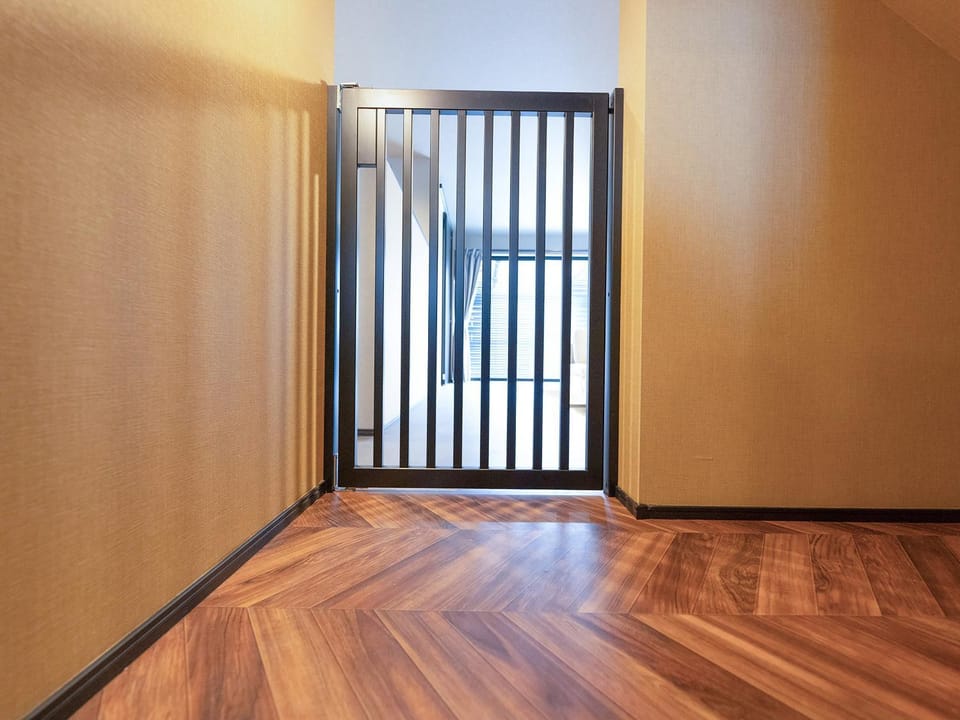 Photo of the whole room, Pets, pet friendly