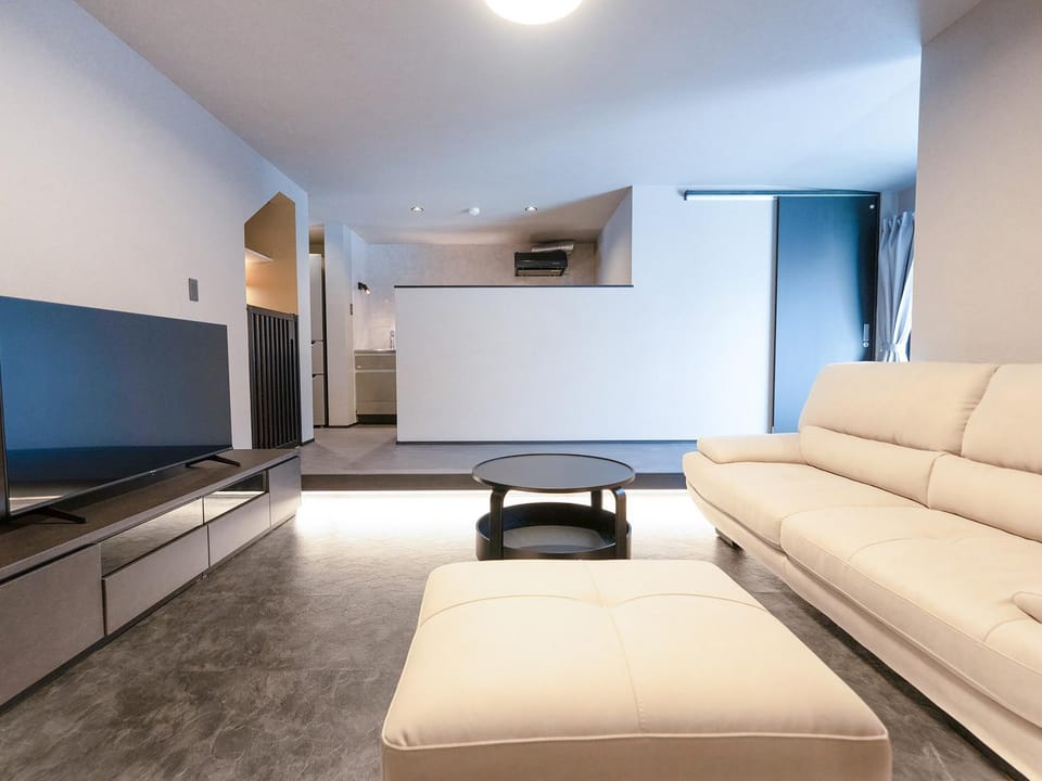Photo of the whole room, pet friendly