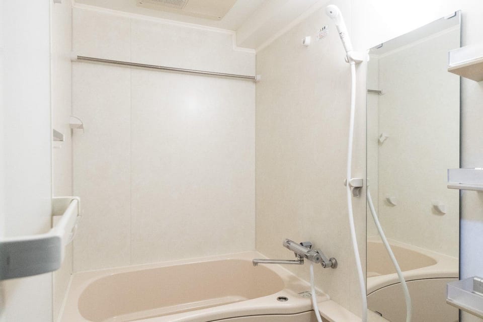 Bathroom, Bath