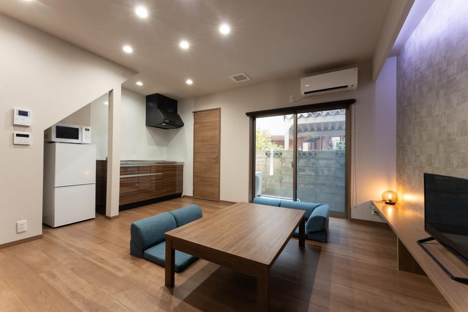Communal lounge/ TV room, TV and multimedia, Kitchen or kitchenette, Living room