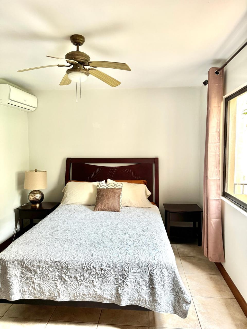 Supreme Serenity 2BR2BA Ocotal Coastal Retreat House in Guanacaste Province