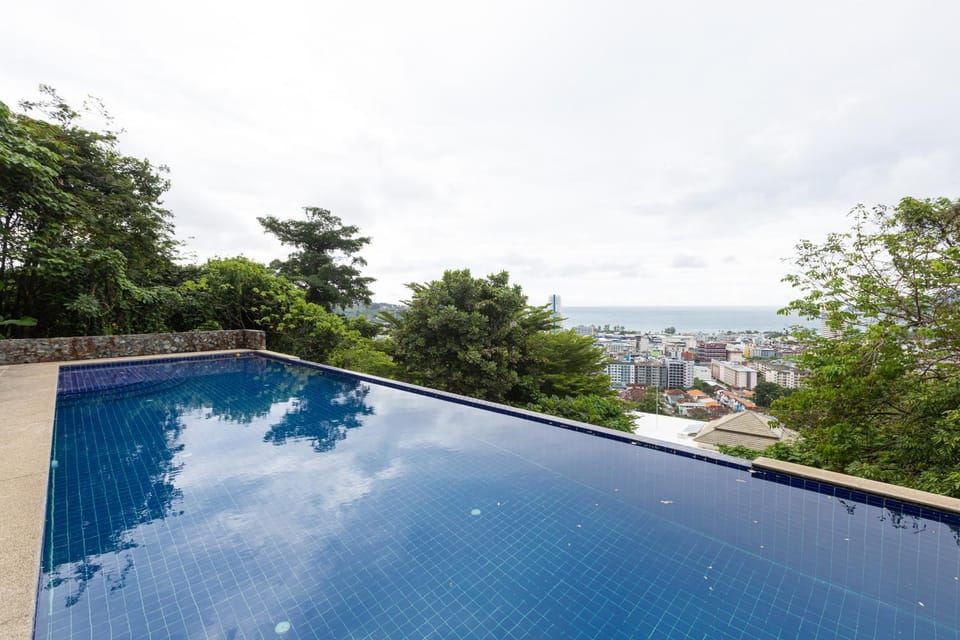 Day, Natural landscape, Pool view, Sea view, Swimming pool