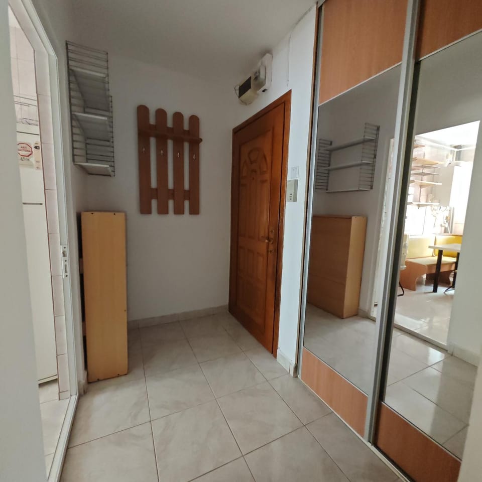 wardrobe, air conditioner