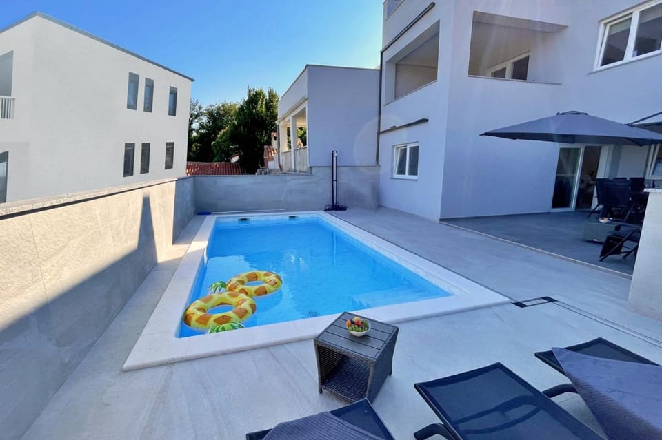Apartment Bonum with Private Pool Apartment in Primorje-Gorski Kotar County