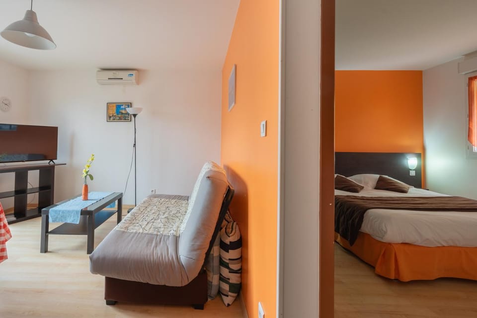 Property building, Living room, Bedroom