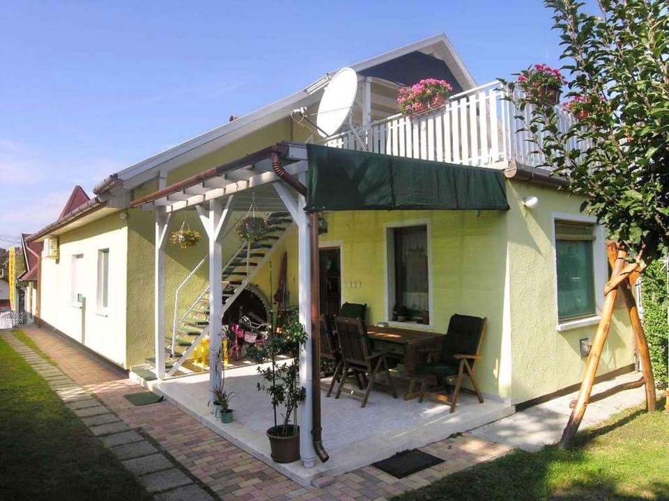 Property building, Summer