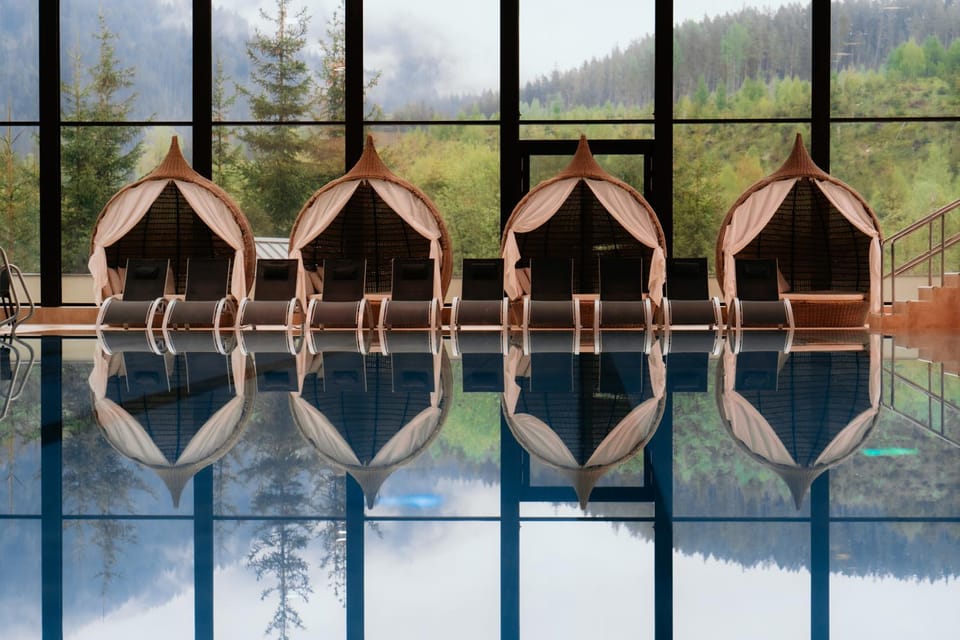 Pool view, Swimming pool