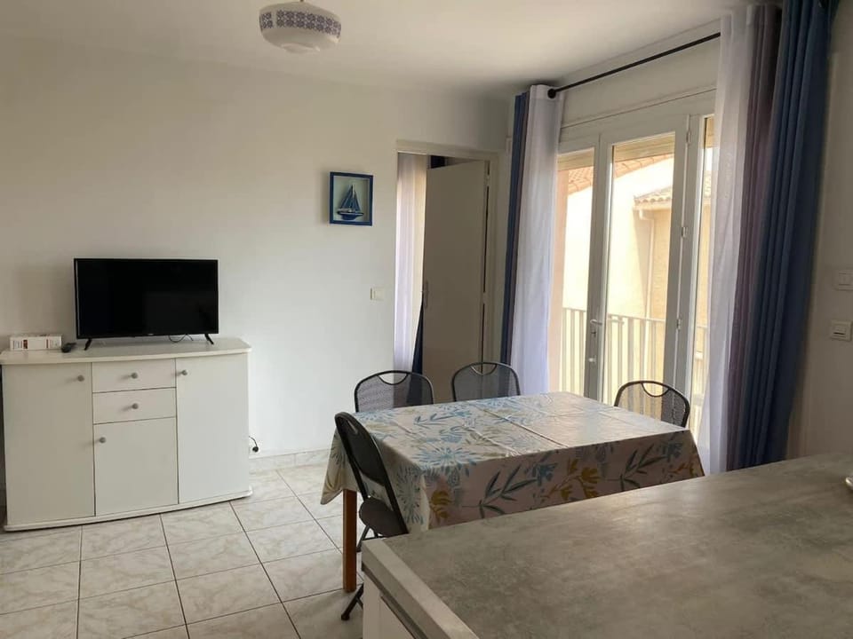 Appartement au centre-ville - Proche de la plage Apartment in Occitanie