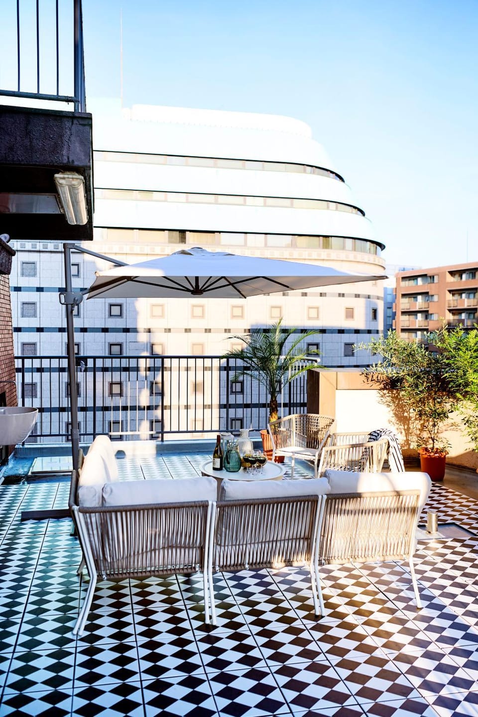 Central Shinjuku apartment with beautiful city view 3stops to Shibuya Apartment in Shinjuku
