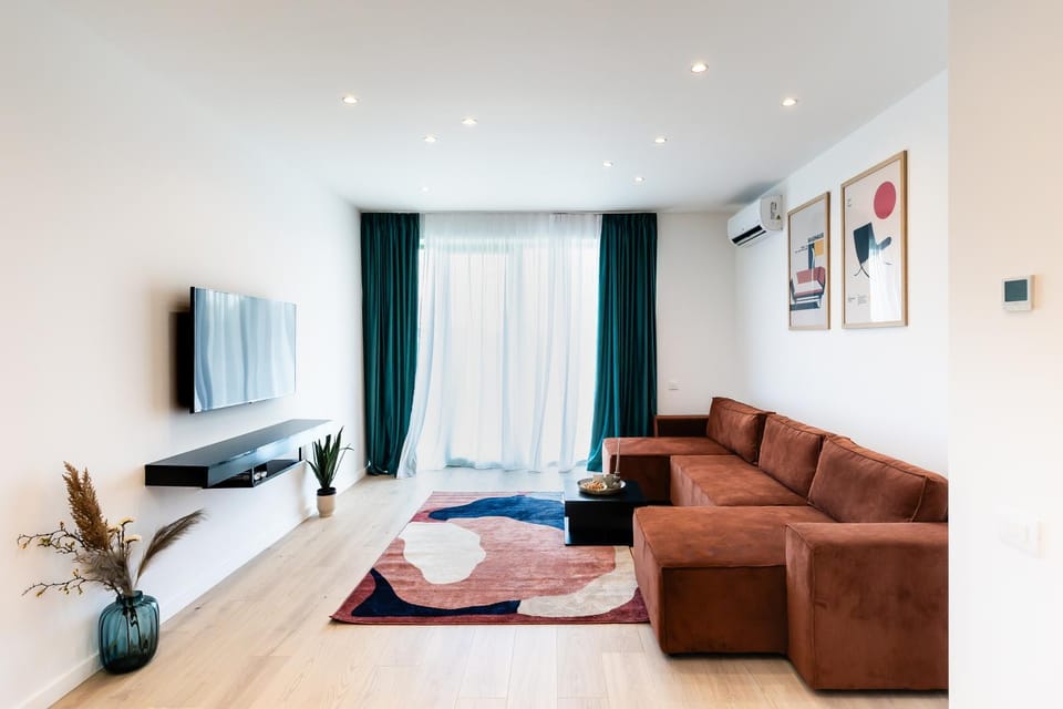 Communal lounge/ TV room, TV and multimedia, Living room, Evening entertainment, towels