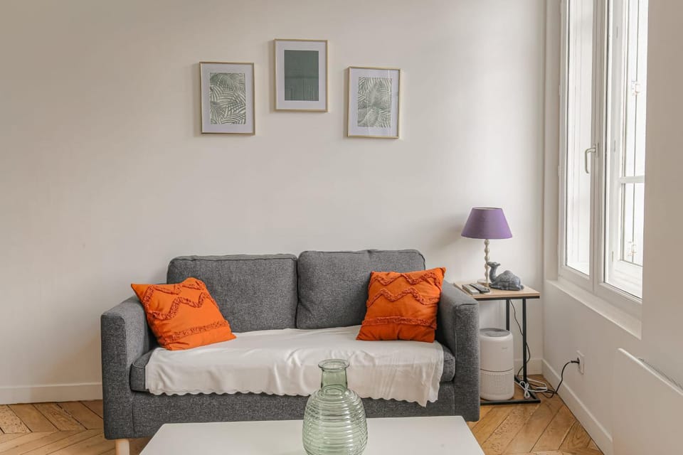Charmant et Chaleureux proche métro Gratte-Ciel Apartment in Villeurbanne