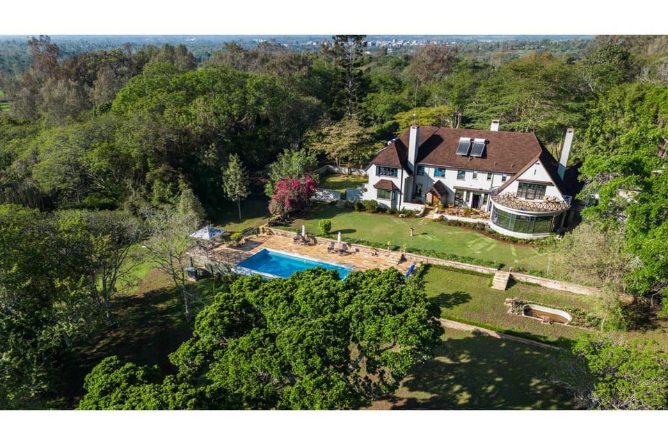 Property building, Day, Bird's eye view, Pool view
